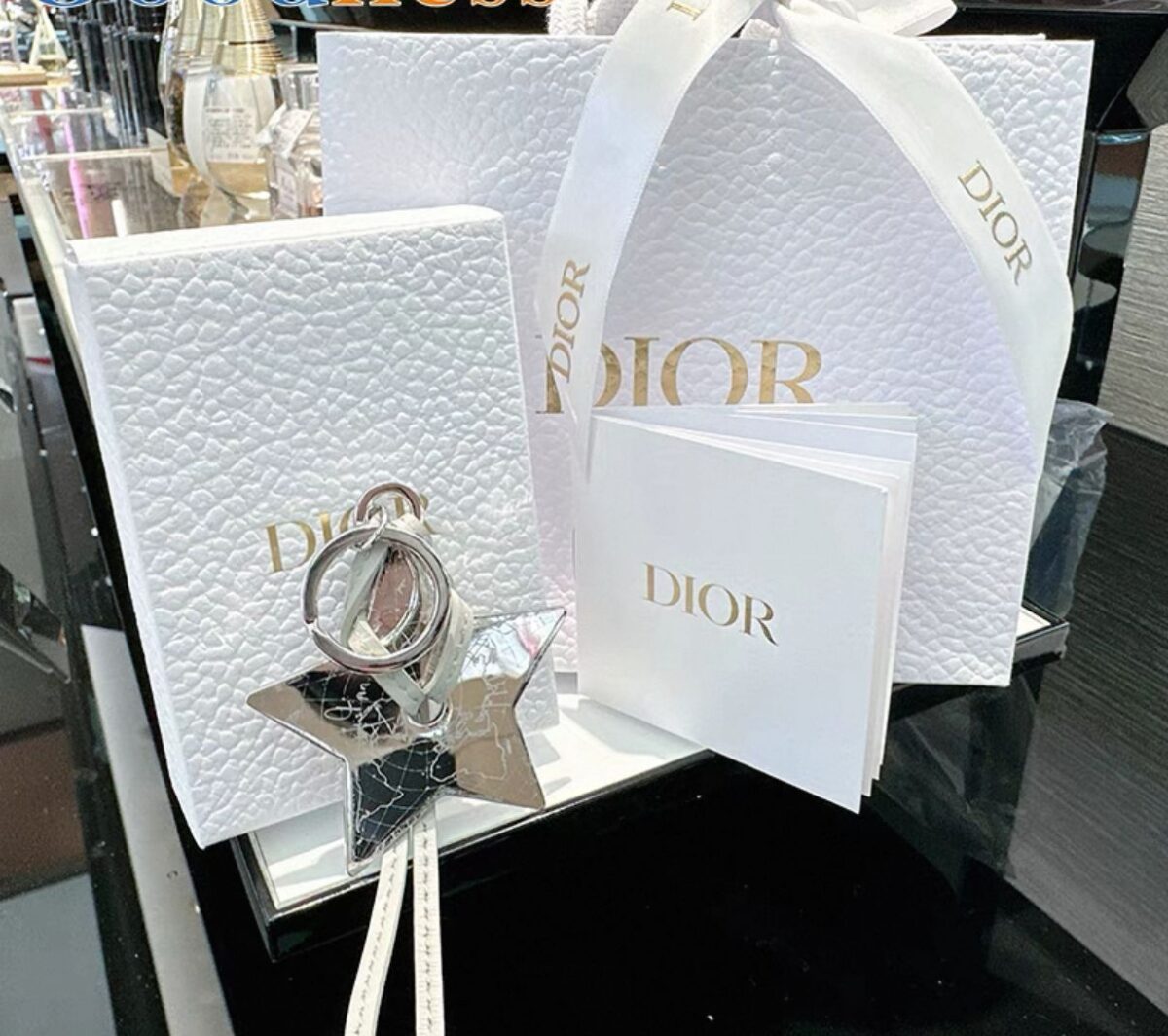 هانقر Dior - Image 1