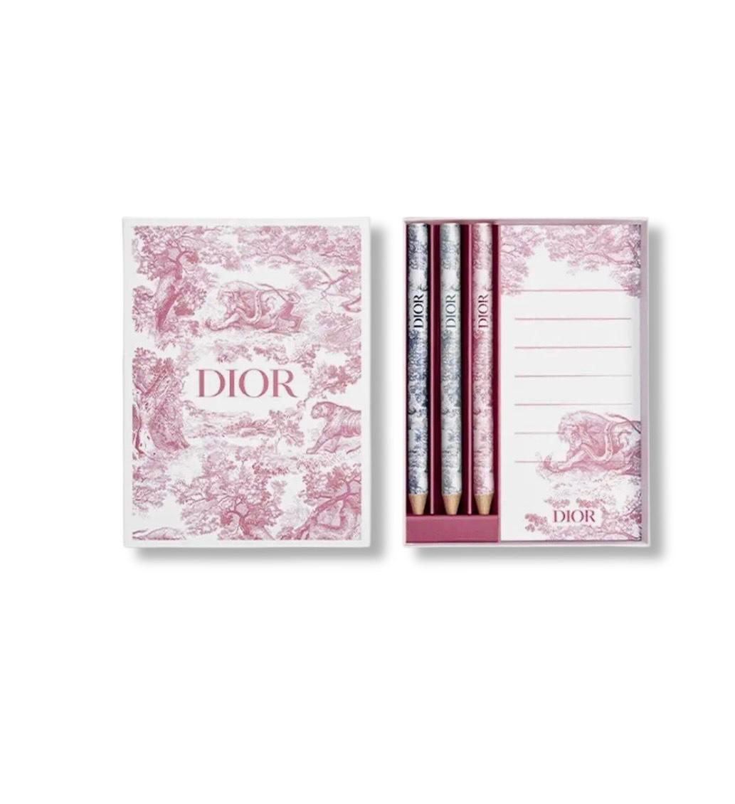 مجموعة نوت Dior