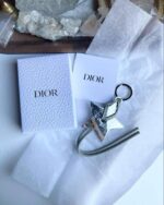 ميدالية Dior - Image 5