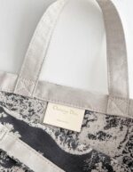 ⁦حقيبة Dior⁩ - الصورة ⁦7⁩