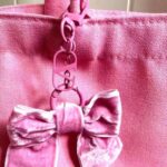 ⁦ميدالية VALENTINO⁩ - الصورة ⁦2⁩