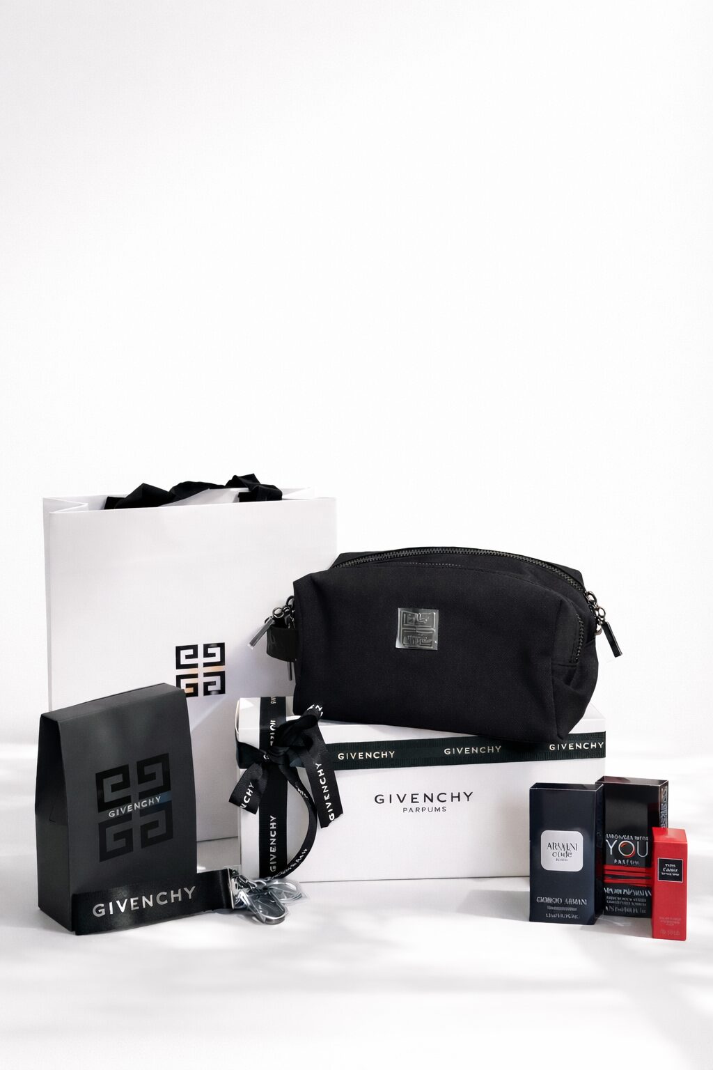 IMG_7996 GIVENCHY PACKAGE - الصورة 1